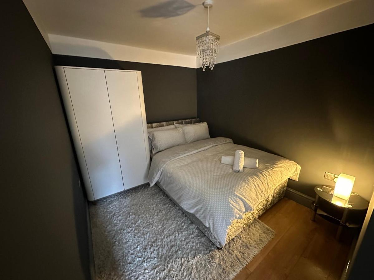 Brand New Large Studio Flat! Σάτον Εξωτερικό φωτογραφία